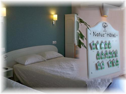 Natur'Hotel Ménesplet Екстериор снимка